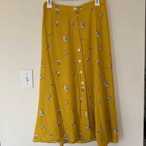 Old Navy button up skirt